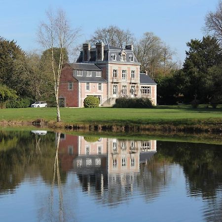 Chateau De La Chasse Beauvais Romagne  Екстериор снимка